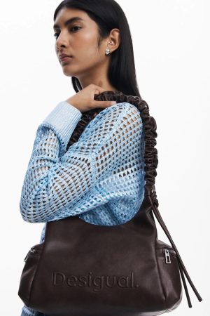 Alternative view of Borsa Half Logo Montville Choco DESIGUAL